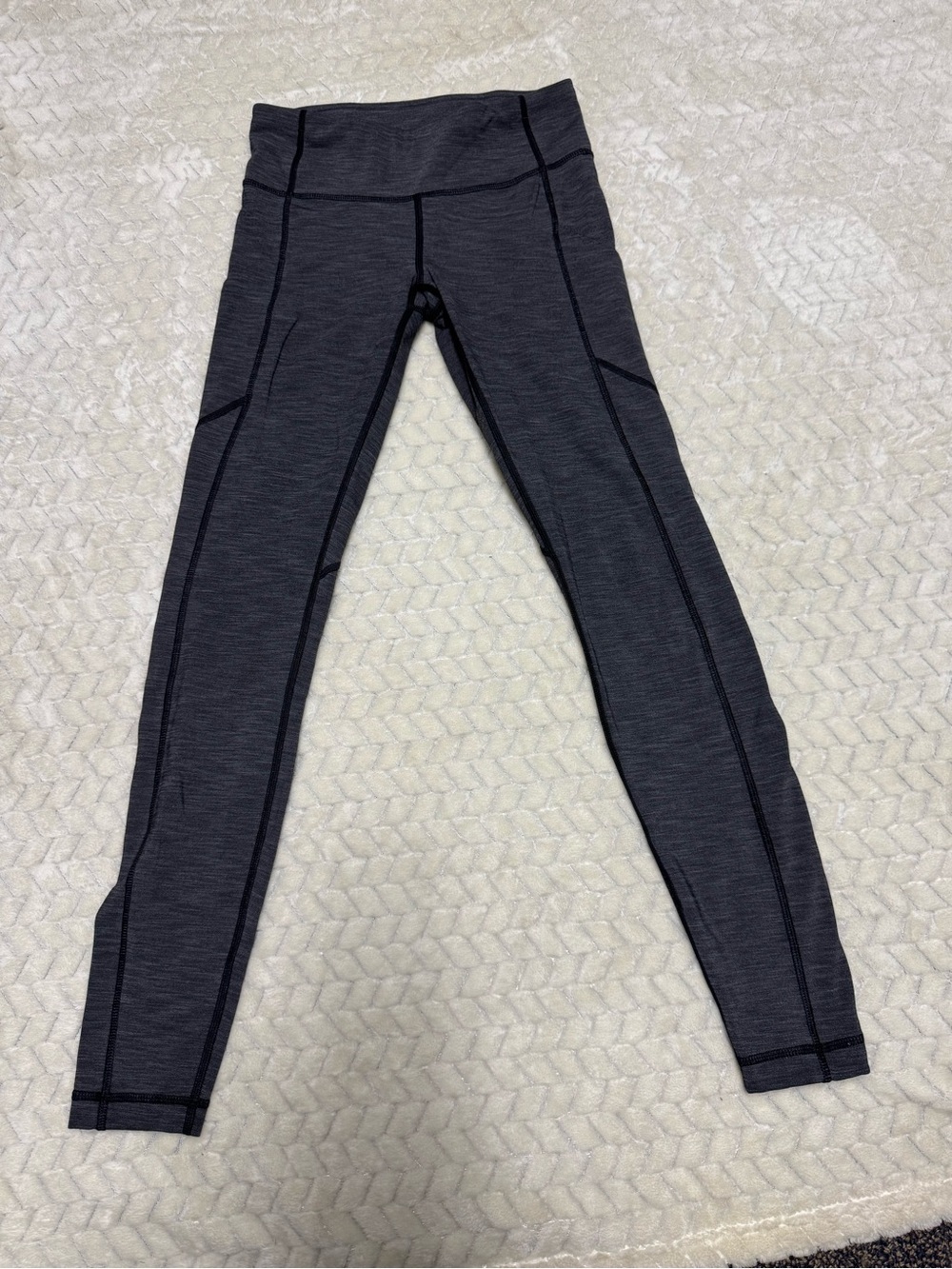 lululemon athletica Charcoal Gray Workout Leggings with Zippered Pocket - Picture 1 of 7